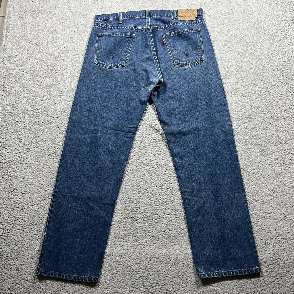 Levis good see